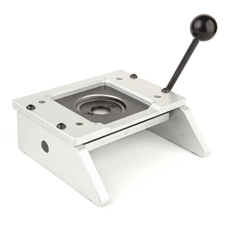 Manual cutter for buttons