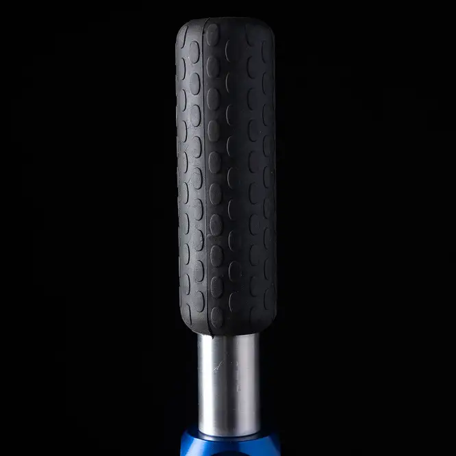 Detail C-50: Grip