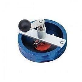 Manual die cuts for badges